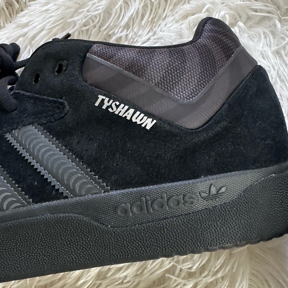 adidas x Spitfire Tyshawn Mid Black & Grey Skate Shoes #HQ9792 - Picture 5 of 15